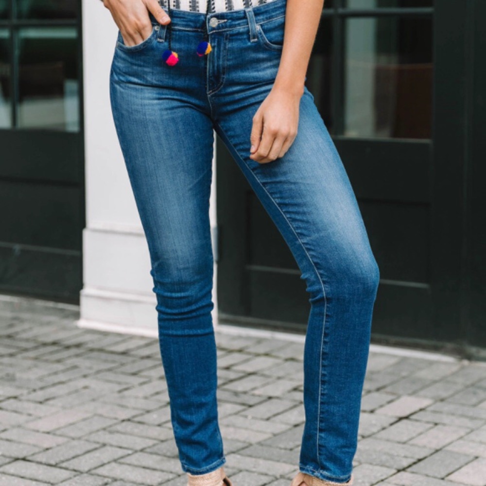 AG Prima MidRise Cigarette Blue Jeans Size 26 R